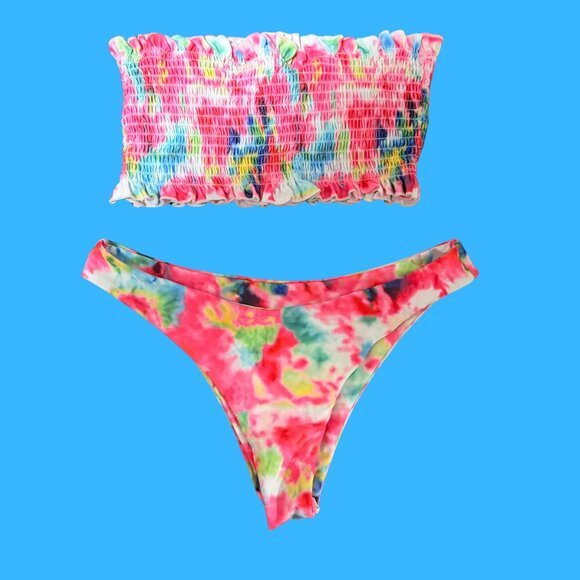 🎨 SHEIN Tie-Dye Smocked Bandeau Bikini Set (Size M) - Picture 2 of 8